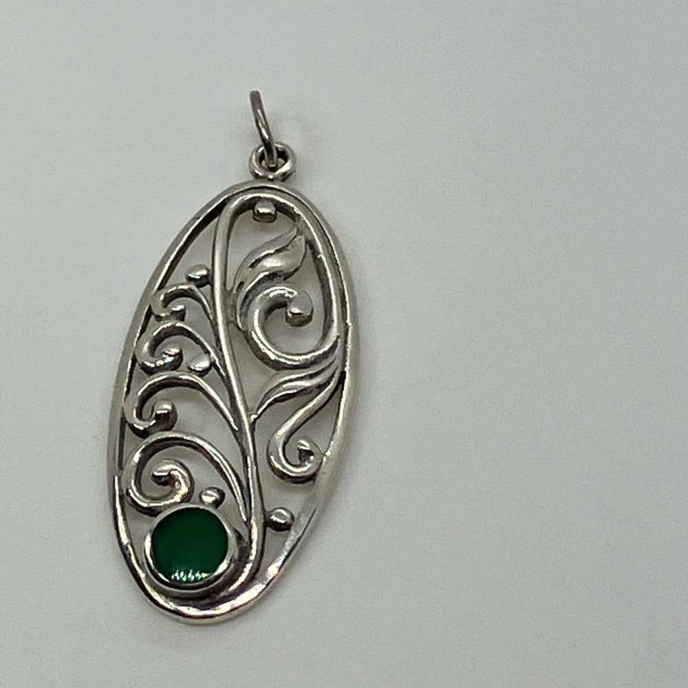 Vtg 925 Sterling Silver Floral Vines Design Green Stone Large Oval Pendant